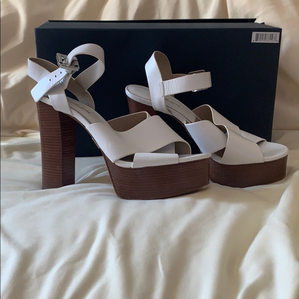 Michael Kors Vero Cupid Sandal Pumps